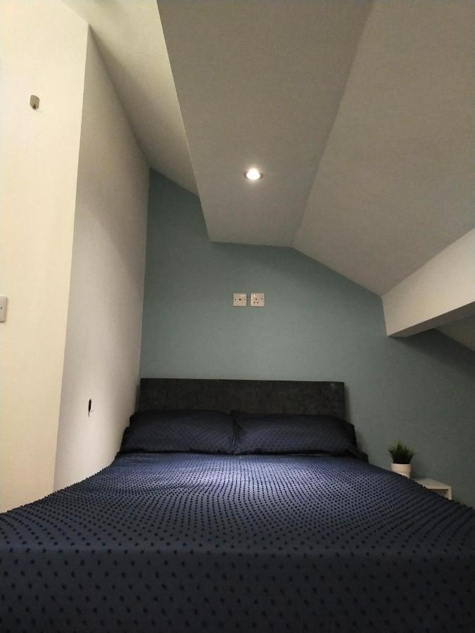 شيفيلد 4 Bed Entire House - Heart Of The City - Near Sufc المظهر الخارجي الصورة