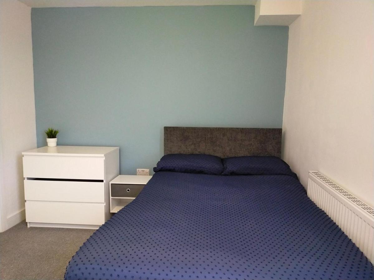 شيفيلد 4 Bed Entire House - Heart Of The City - Near Sufc المظهر الخارجي الصورة